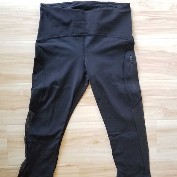lululemon athletica Pants - Lululemon high-waisted crop leggings